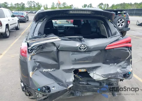 2018 Toyota Rav4 Xle z USA, uszkodzony, nr VIN 2T3WFREV3JW423959